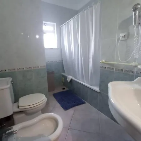 Sweet Coral Do Vau 1 I アパート