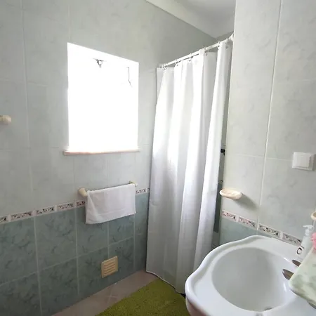 Sweet Coral Do Vau 1 I アパート